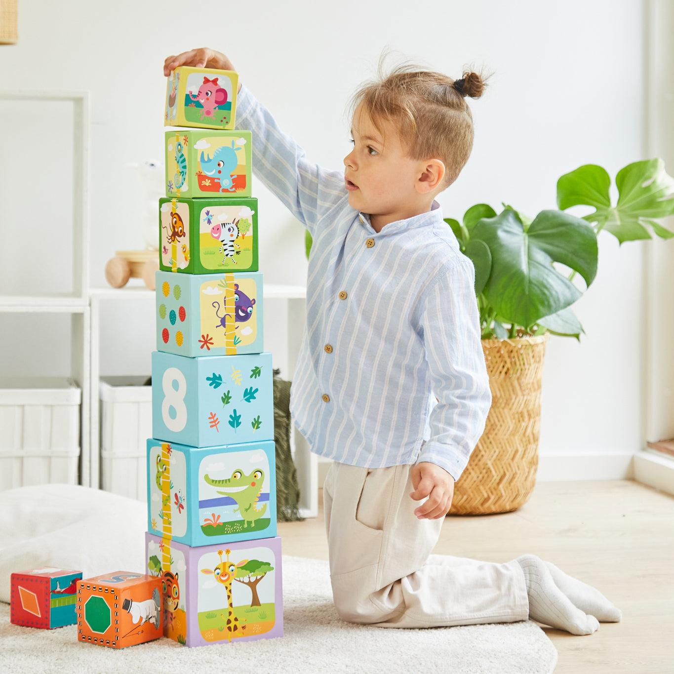 Little Bright Ones - 10 Stacking Cubes - Safari
