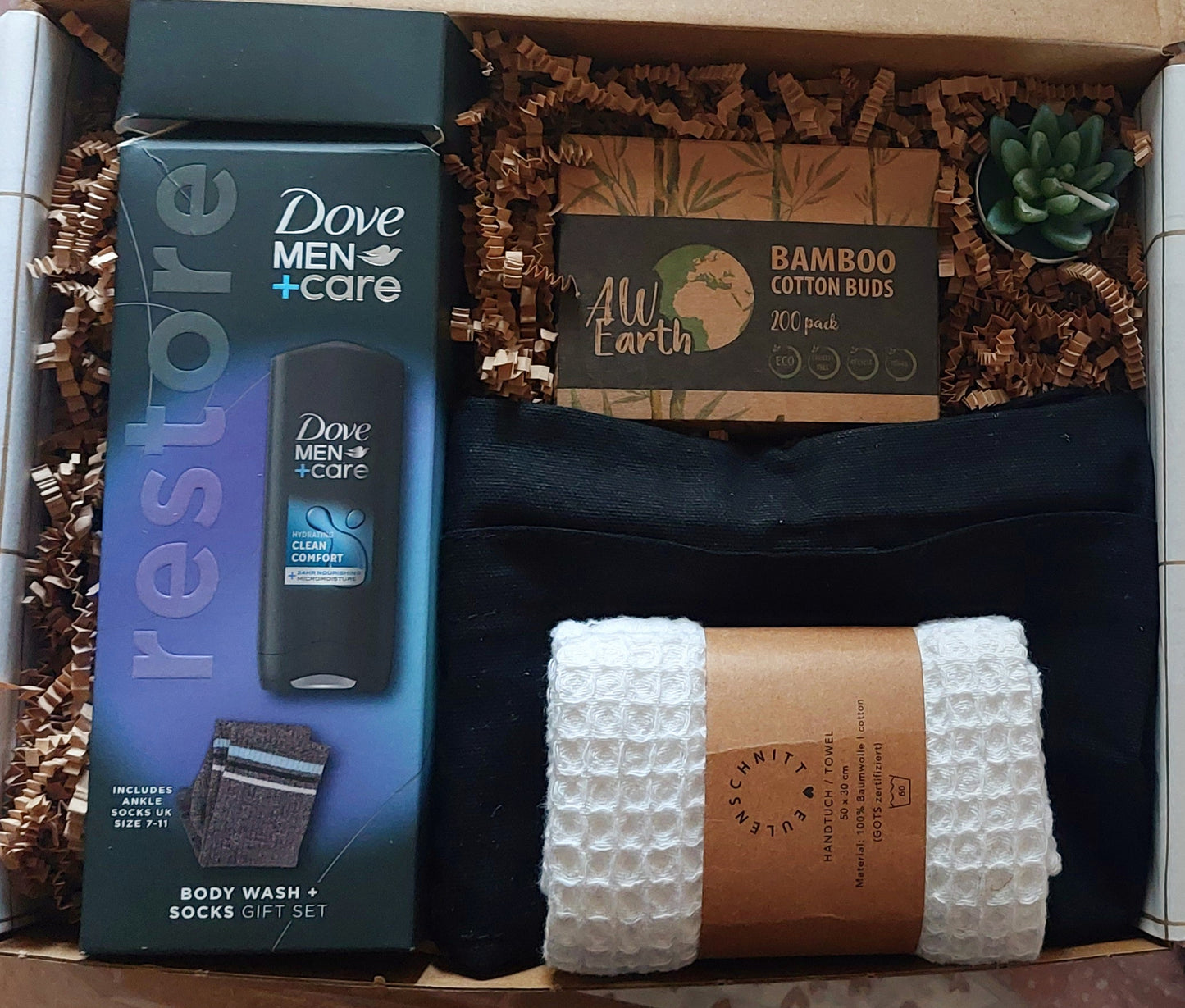Mens essential gift box