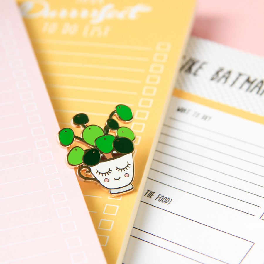 pilea white pin