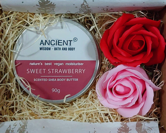 sweet strawberry gift box