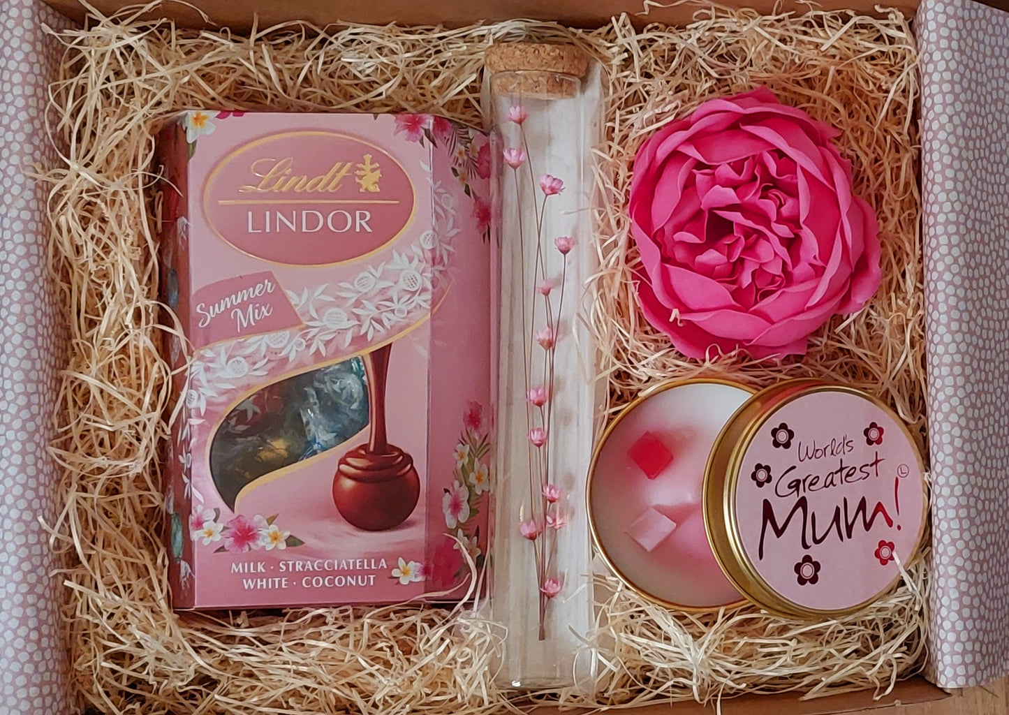 The world's greatest mum gift box