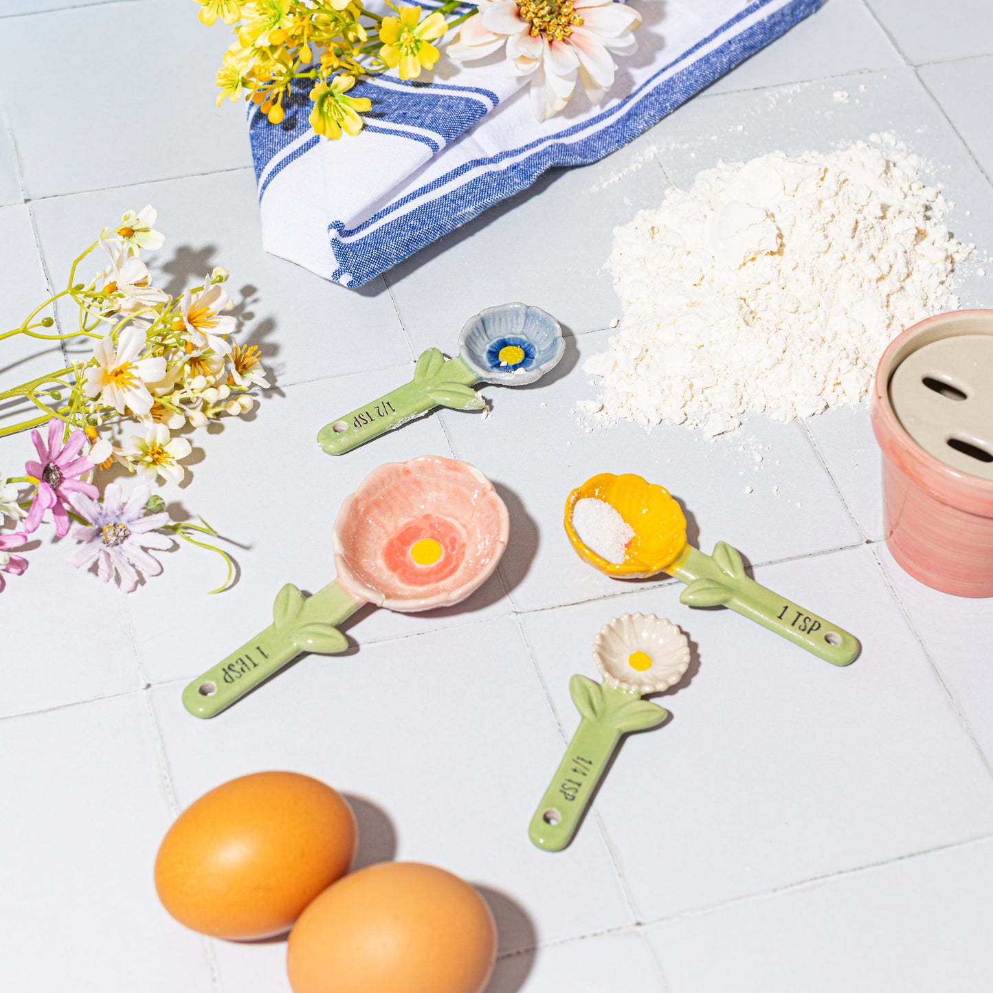 Flower Measuring Spoons - with pot