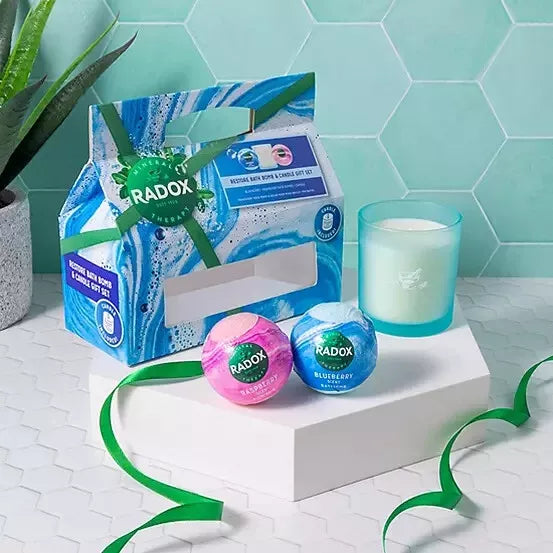 Radox Aromatherapy Candle & Bath Bomb Collection with candle