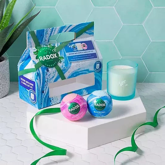 Radox Aromatherapy Candle & Bath Bomb Collection with candle