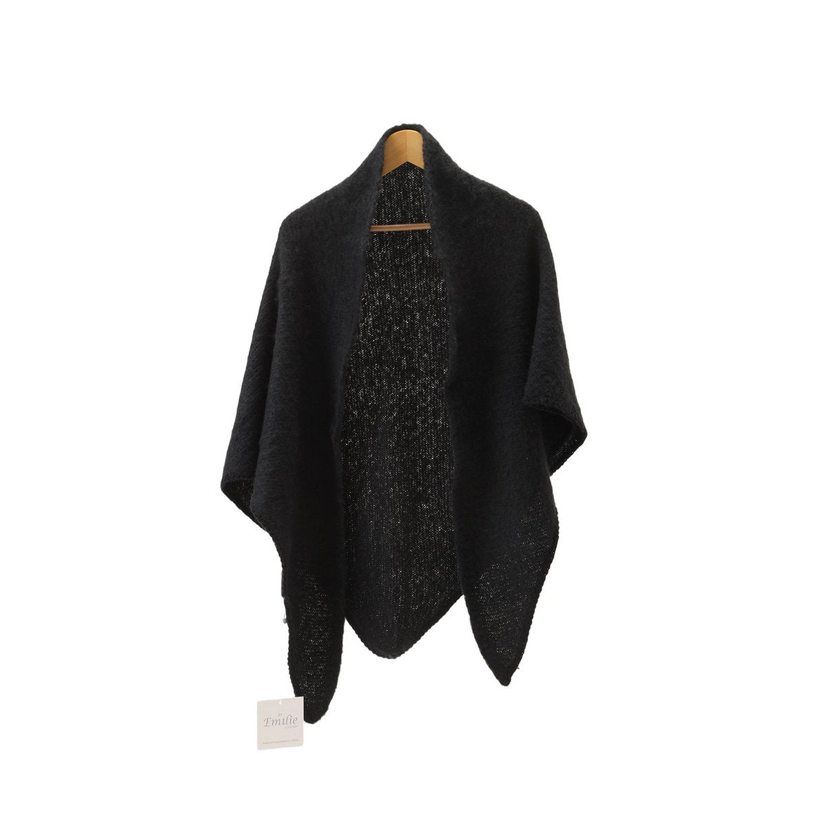 Winter Triangle Blanket Scarf – Black