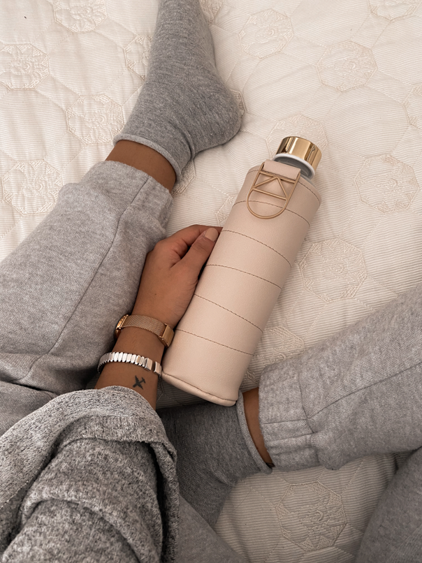 EQUA 750ml Glass Bottle – Choose Your Favourite Colour ♡