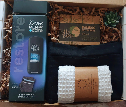 Mens essential gift box