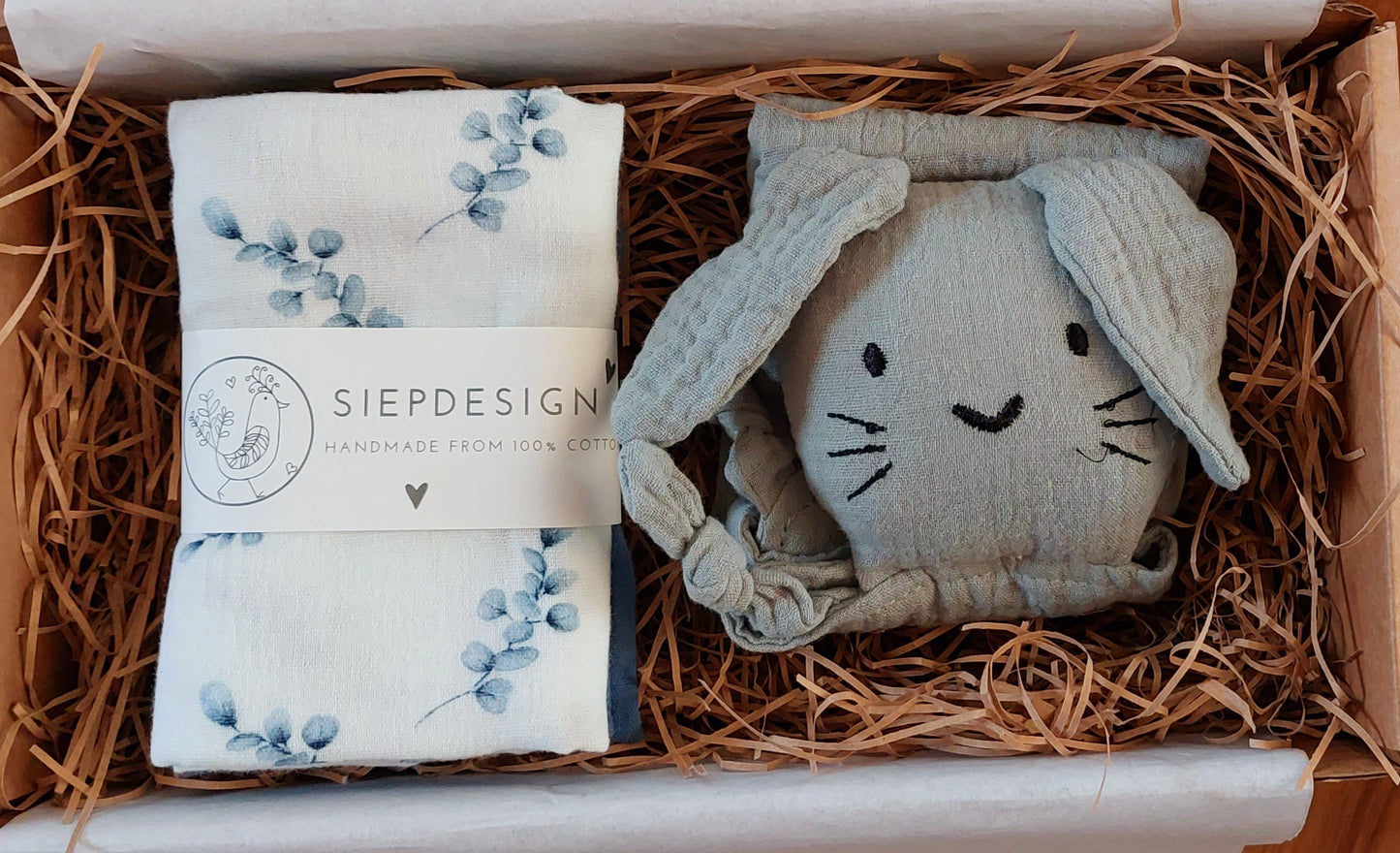 New born bunny gift box