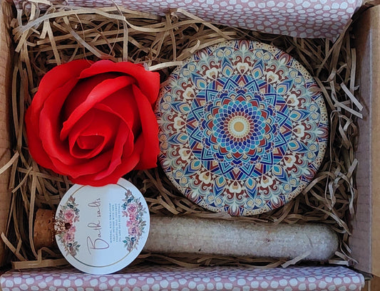 Marrakech edition tin gift box.
